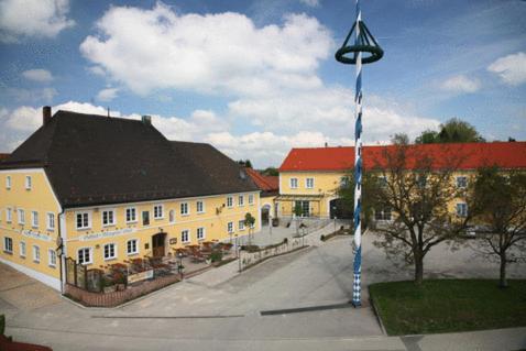Hotel Eberl Hattenhofen  ภายนอก รูปภาพ