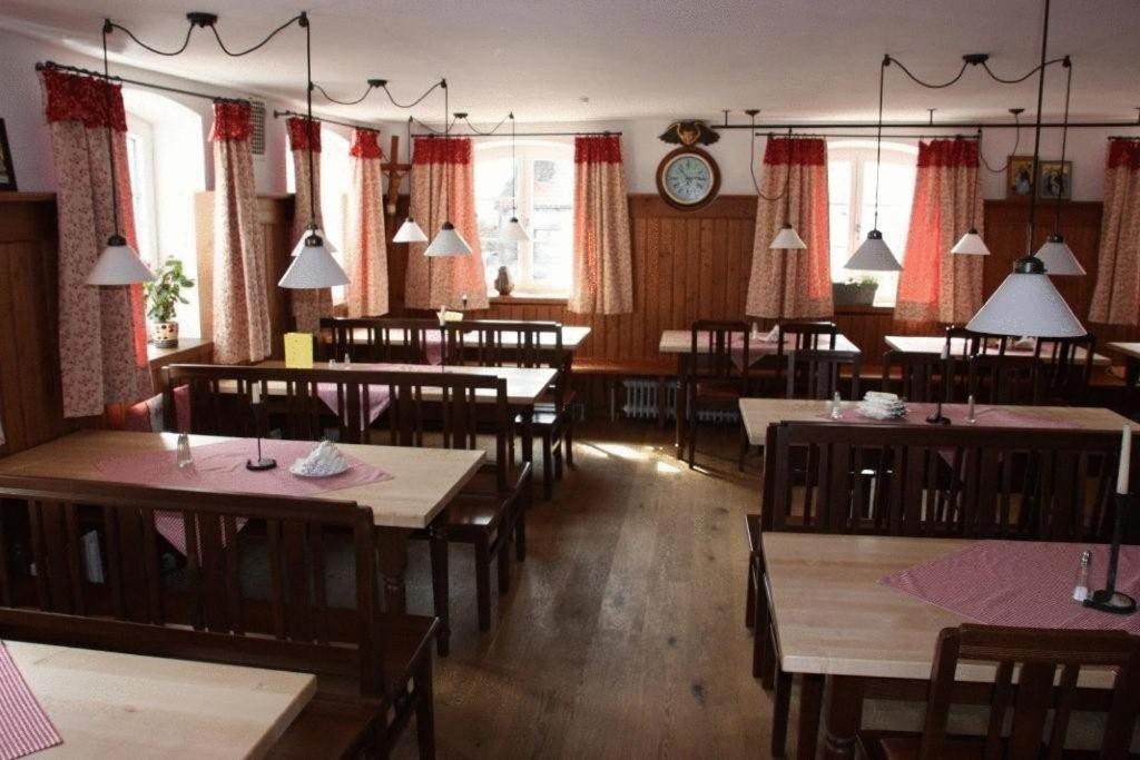 Hotel Eberl Hattenhofen  ภายนอก รูปภาพ